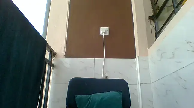 Snapshot of Cookie__dough chatting on 03/09/25, 12:42 Cookie dough online show from 03/09/25, 12:42