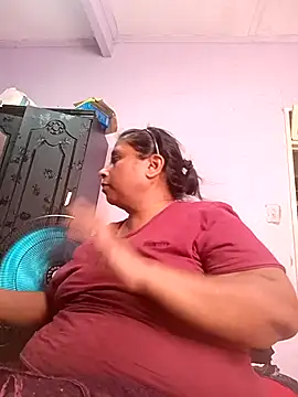 Snapshot of raniofsex02 chatting on 03/09/25, 02:32 raniofsex02 online show from 03/09/25, 02:32