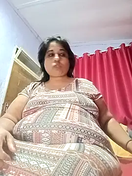 Snapshot of raniofsex02 chatting on 10/31/25, 12:22 raniofsex02 online show from 10/31/25, 12:22