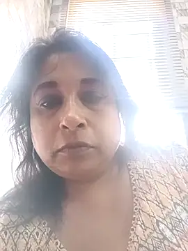 Snapshot of raniofsex02 chatting on 12/14/25, 11:04 raniofsex02 online show from 12/14/25, 11:04