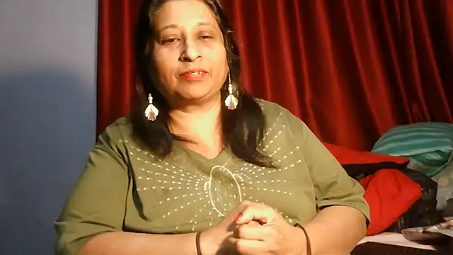 Snapshot of raniofsex02 chatting on 07/15/26, 05:51 raniofsex02 online show from 07/15/26, 05:51