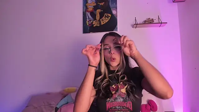 Snapshot of penny_sweett_ chatting on 01/06/26, 12:14 penny sweett online show from 01/06/26, 12:14