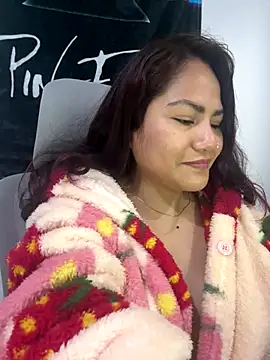 ZUCAAT online show from 10/02/25, 03:41