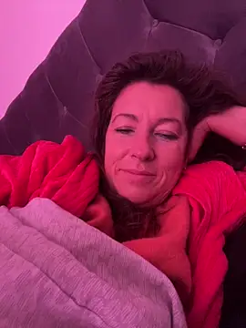 Lwhite1 online show from 03/25/26, 08:53