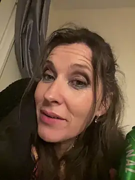 Lwhite1 online show from 04/03/26, 11:58