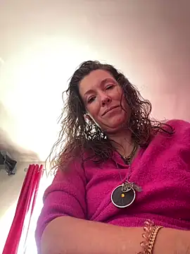 Lwhite1 online show from 05/11/26, 03:51