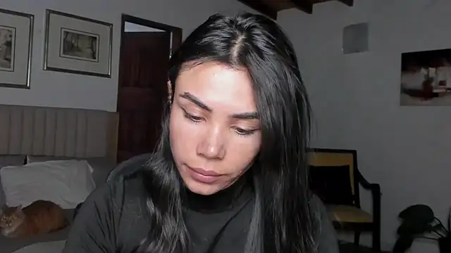 AnaHenao online show from 01/18/26, 09:51