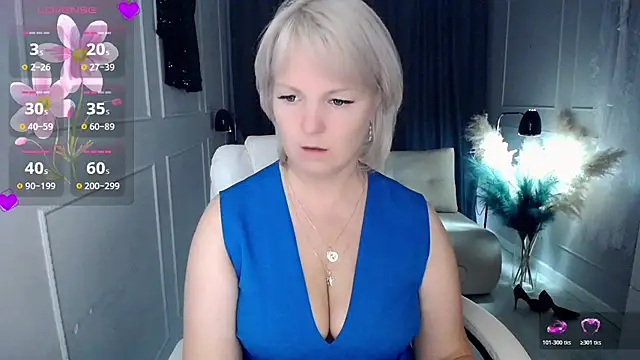 Juarnea online show from 10/26/25, 03:45