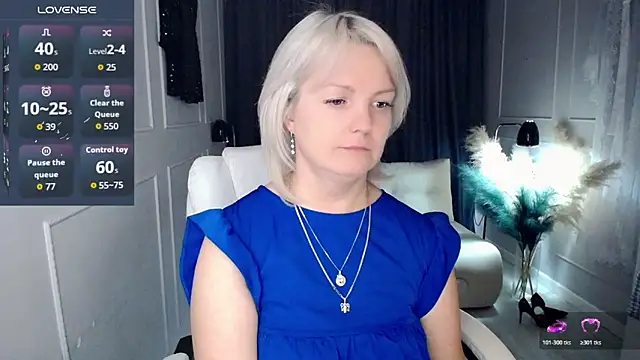 Juarnea online show from 11/28/25, 10:18