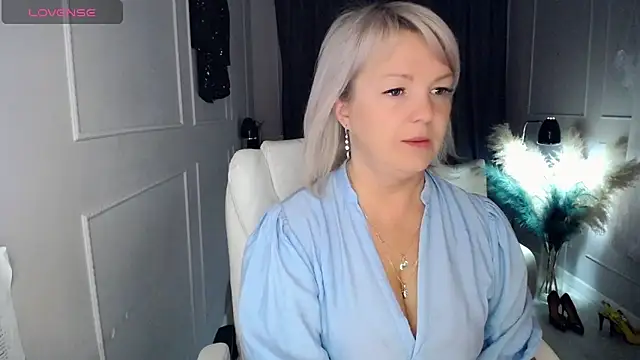 Juarnea online show from 04/07/26, 11:59