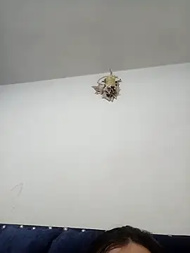 merlinaadams  online show from 02/04/25, 03:54