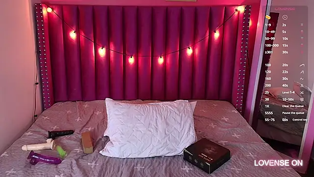 littleebonny online show from 01/30/25, 12:59