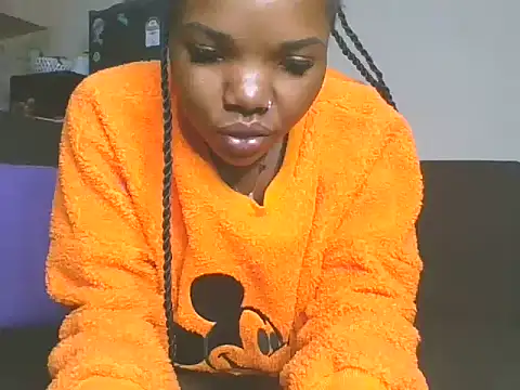 Snapshot of sweet_bigclit chatting on 04/14/26, 04:40 sweet bigclit online show from 04/14/26, 04:40