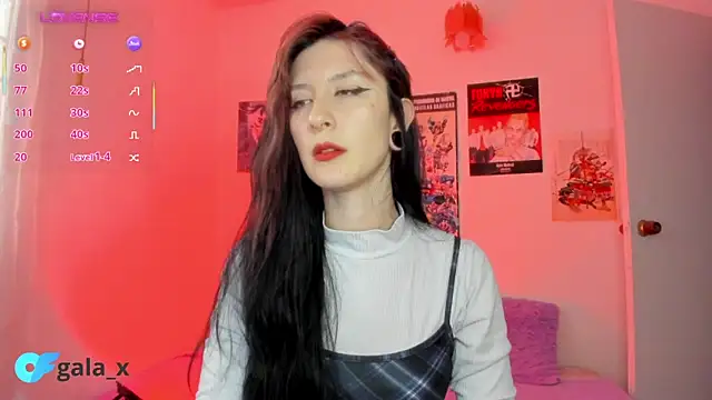 Snapshot of sunshine_girl9 chatting on 02/17/25, 07:53 sunshine girl9 online show from 02/17/25, 07:53