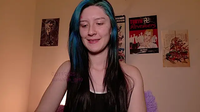 Snapshot of sunshine_girl9 chatting on 11/03/25, 03:08 sunshine girl9 online show from 11/03/25, 03:08