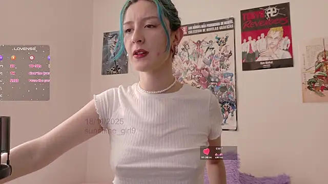 Snapshot of sunshine_girl9 chatting on 11/18/25, 07:07 sunshine girl9 online show from 11/18/25, 07:07