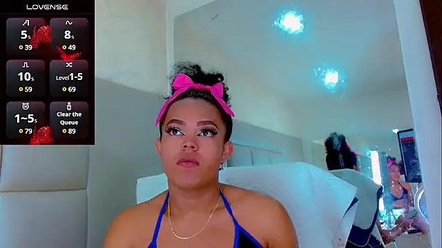 Snapshot of KayleighDreams_ chatting on 03/11/25, 06:10 KayleighDreams online show from 03/11/25, 06:10