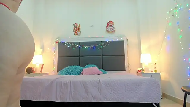 Aslhyn Gomez online show from 12/16/24, 08:16