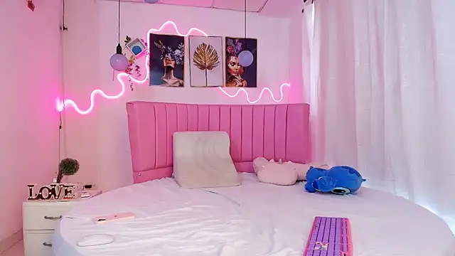 Snapshot of Azul_horney chatting on 02/12/25, 09:01 Azul horney online show from 02/12/25, 09:01