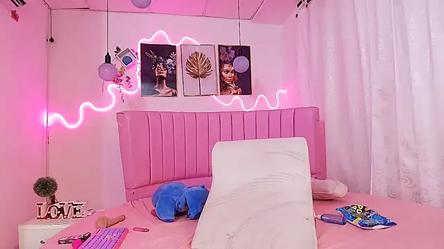 Snapshot of Azul_horney chatting on 03/09/25, 11:46 Azul horney online show from 03/09/25, 11:46