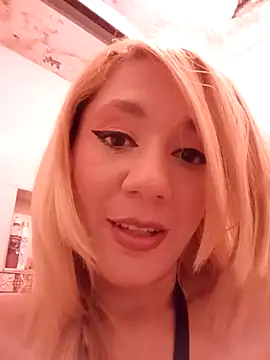 Snapshot of Angeli_Naughty1 chatting on 01/13/26, 02:00 Angeli Naughty1 online show from 01/13/26, 02:00