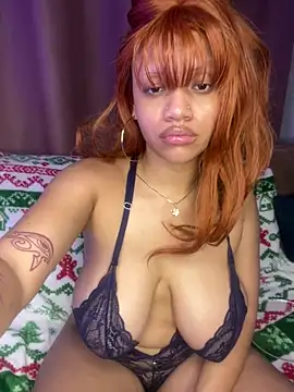 Snapshot of Charlotee_ chatting on 12/26/24, 10:26 Charlotee online show from 12/26/24, 10:26