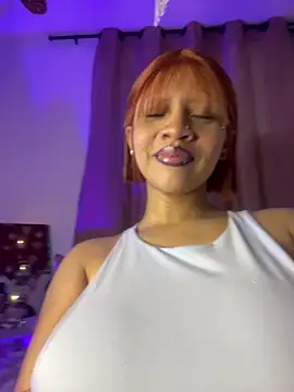 Snapshot of Charlotee_ chatting on 01/11/25, 04:48 Charlotee online show from 01/11/25, 04:48