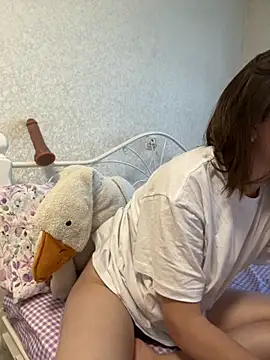 Snapshot of BeatriceTender chatting on 11/16/25, 10:54 BeatriceTender online show from 11/16/25, 10:54