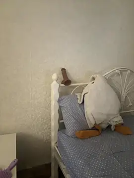 Snapshot of BeatriceTender chatting on 12/05/25, 03:26 BeatriceTender online show from 12/05/25, 03:26