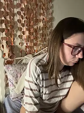 BeatriceTender online show from 02/16/26, 08:16