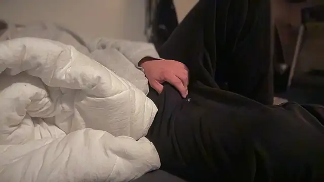 Snapshot of adamseed69 chatting on 04/05/26, 09:45 adamseed69 online show from 04/05/26, 09:45