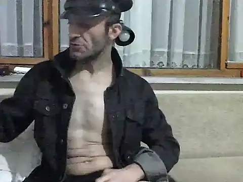 Snapshot of Aktorihann chatting on 11/01/25, 01:18 Aktorihann online show from 11/01/25, 01:18