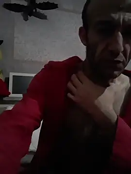 Snapshot of Aktorihann chatting on 11/11/25, 10:43 Aktorihann online show from 11/11/25, 10:43