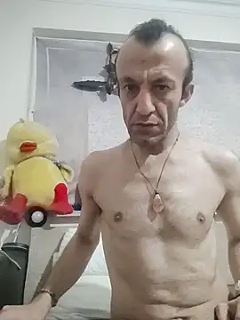 Snapshot of Aktorihann chatting on 11/18/25, 10:14 Aktorihann online show from 11/18/25, 10:14