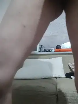 Snapshot of Aktorihann chatting on 11/22/25, 11:59 Aktorihann online show from 11/22/25, 11:59