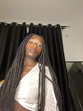 Snapshot of sexyziva chatting on 03/01/26, 02:35 sexyziva online show from 03/01/26, 02:35