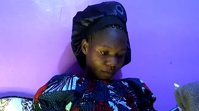 Snapshot of Cute_tamara chatting on 12/10/24, 12:17 Cute tamara online show from 12/10/24, 12:17