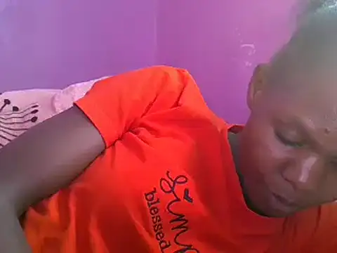 Snapshot of Cute_tamara chatting on 01/18/25, 02:12 Cute tamara online show from 01/18/25, 02:12