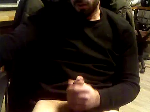 Snapshot of giorgakaci69 chatting on 02/12/25, 05:58 giorgakaci69 online show from 02/12/25, 05:58