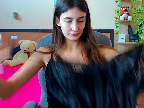 Moon-liza online show from 02/21/25, 10:17