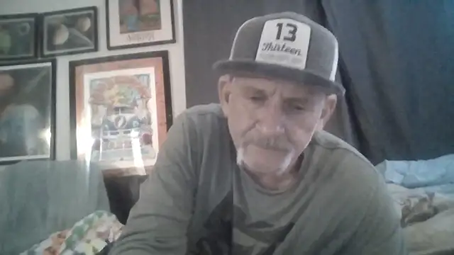 Snapshot of den-rock4u chatting on 09/16/25, 05:19 den-rock4u online show from 09/16/25, 05:19