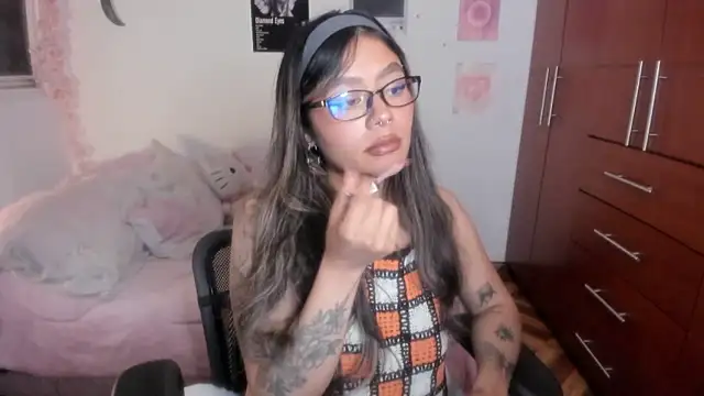 StephaniFox online show from 01/19/26, 04:49