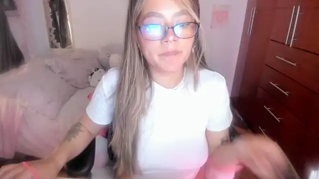 StephaniFox online show from 02/13/26, 01:23