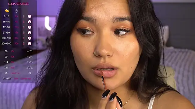 Snapshot of immahawaii chatting on 12/05/24, 09:50 immahawaii online show from 12/05/24, 09:50