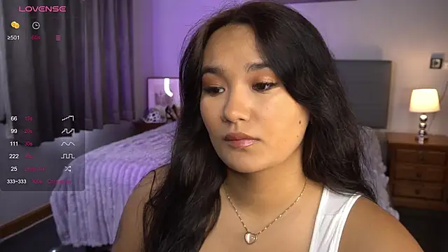 Snapshot of immahawaii chatting on 12/06/24, 03:19 immahawaii online show from 12/06/24, 03:19