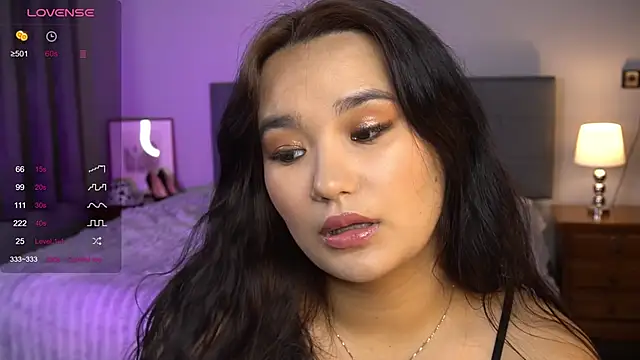 Snapshot of immahawaii chatting on 12/15/24, 03:24 immahawaii online show from 12/15/24, 03:24