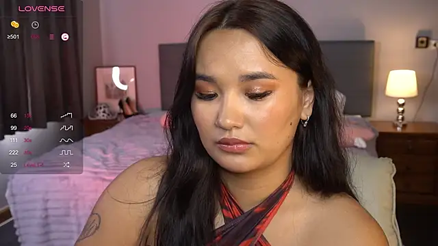 Snapshot of immahawaii chatting on 12/22/24, 06:28 immahawaii online show from 12/22/24, 06:28