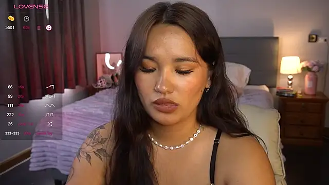 Snapshot of immahawaii chatting on 02/01/25, 07:05 immahawaii online show from 02/01/25, 07:05