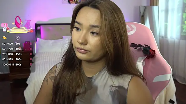 Snapshot of immahawaii chatting on 11/07/25, 03:28 immahawaii online show from 11/07/25, 03:28