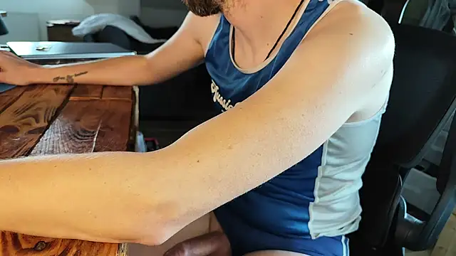 Snapshot of twinkish_90 chatting on 09/19/25, 06:48 twinkish 90 online show from 09/19/25, 06:48